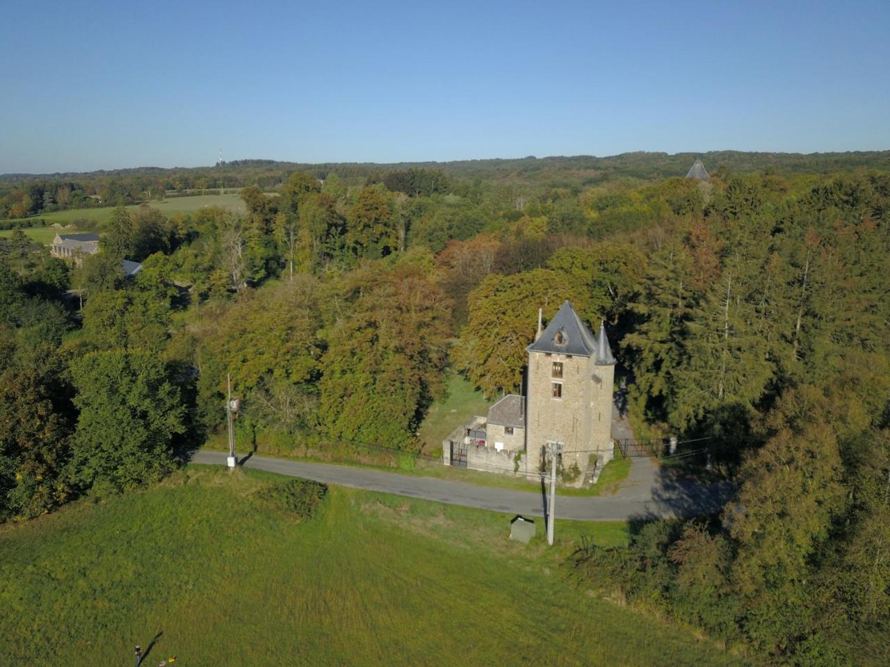La Tour De Serinchamps Экстерьер фото